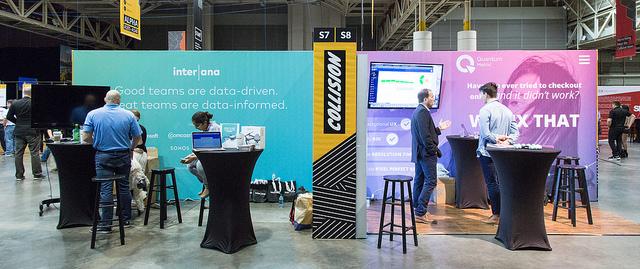 Enhance Your Tradeshow Displays With Portable Signs